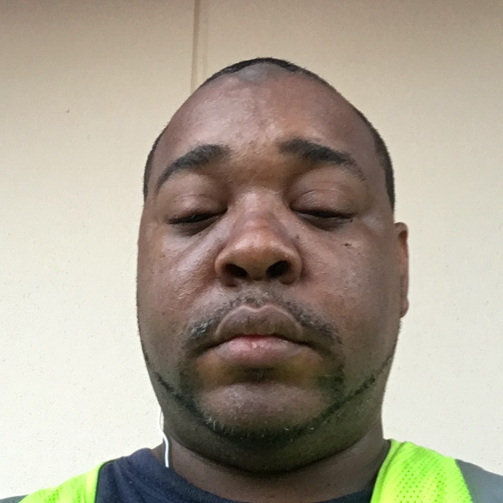 Meet your Posher, Louis